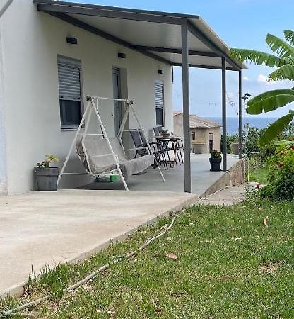Ambelakia Bungalow Monemvasía Exteriör bild