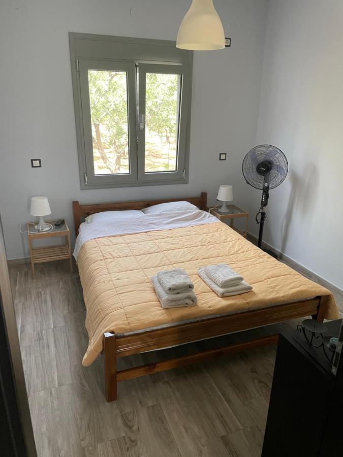 Ambelakia Bungalow Monemvasía Exteriör bild